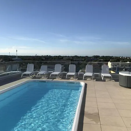 Contemporary With Pool Apartament Bibione