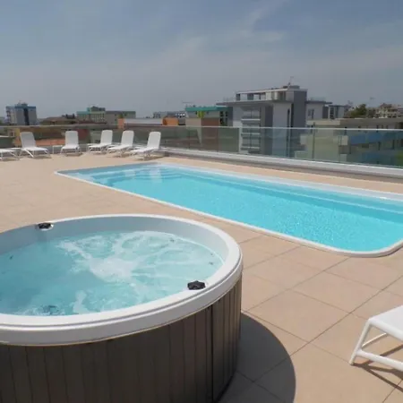 Contemporary With Pool *