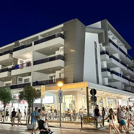 Contemporary With Pool Apartament Bibione